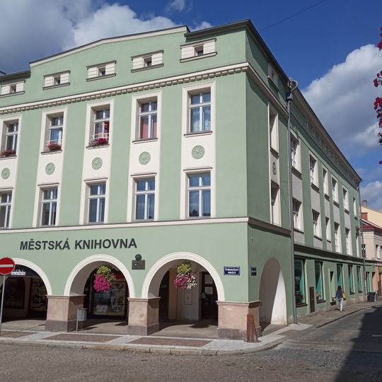 Krakonošovo náměstí 128