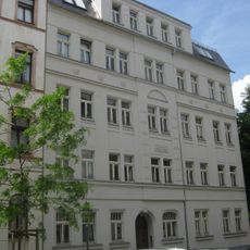 Mietshaus in halboffener Bebauung Tschaikowskistraße 51