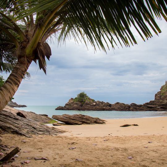 Praia da Ferradurinha
