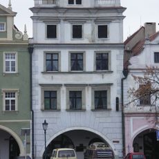 Mírové náměstí 12