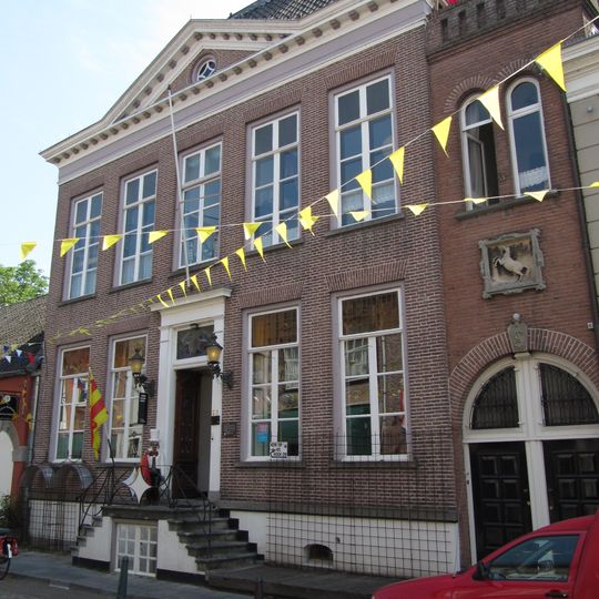 Maasstraat 21, Grave
