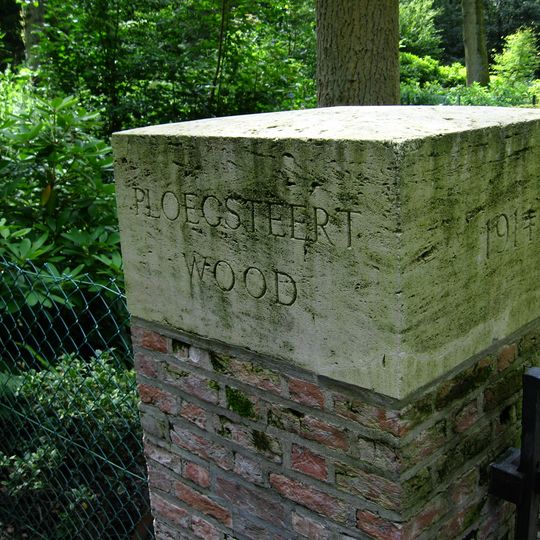 Cimetière militaire du bois de Ploegsteert