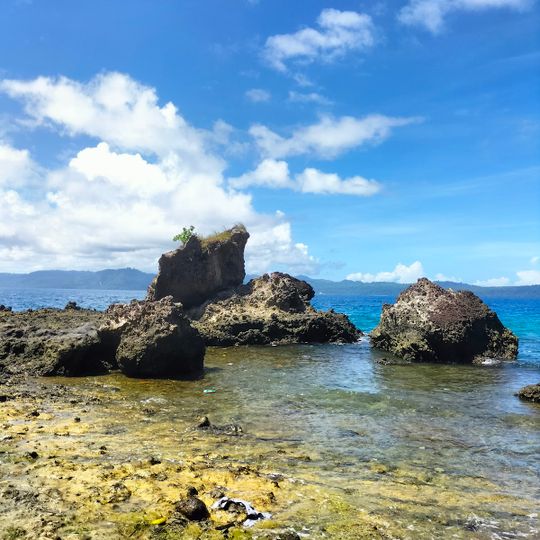 Wisata Pantai Batu Kuda