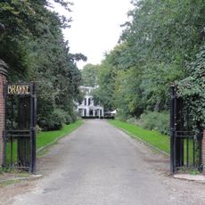 Villa Brakkensteyn: toegangshekken