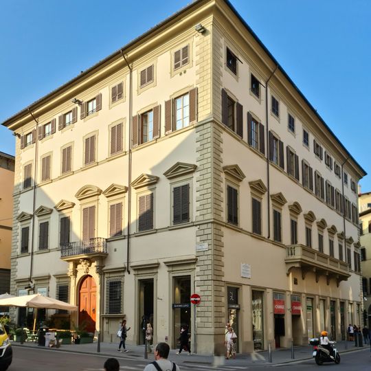 Palazzo delle Cento Finestre