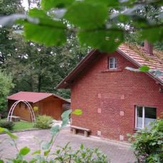 Leichenhalle Rudelsweiherstraße 85 in Erlangen