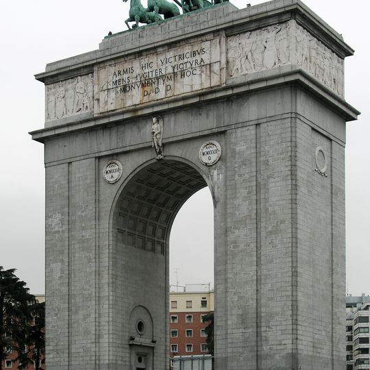 Arc de la Victoire