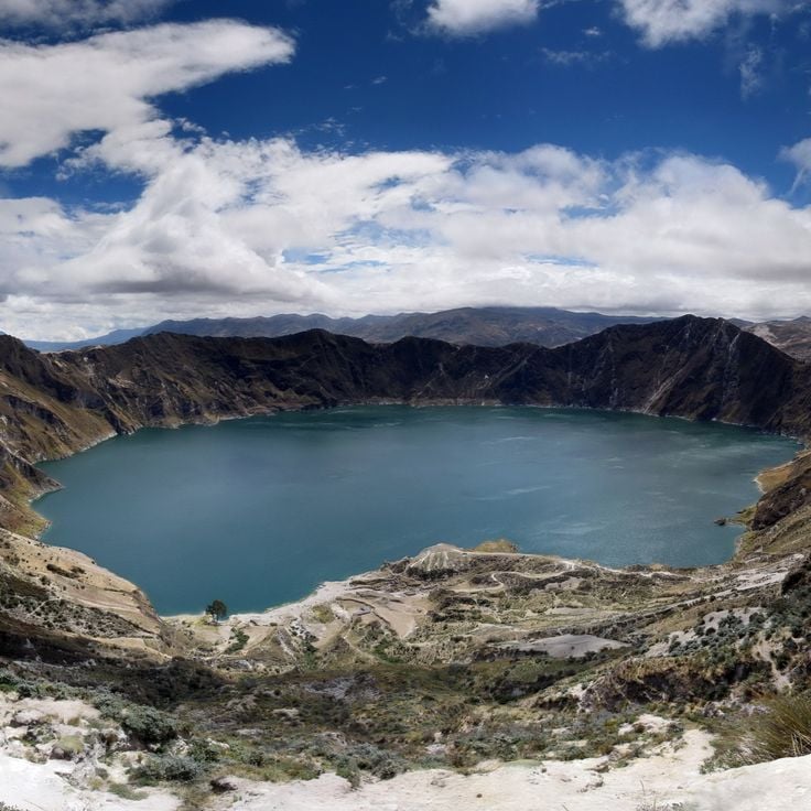 Quilotoa Gölü