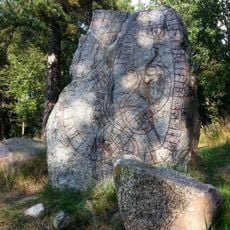 Uppland Runic Inscription 74