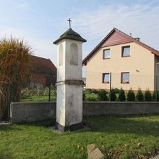 Boží muka na kraji Troubelic