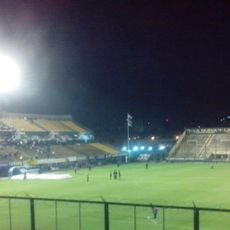 Stade Don León Kolbovski