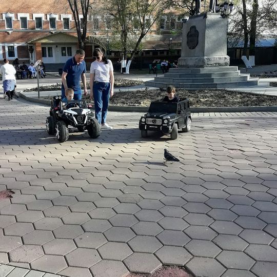 Пушкин һәм Даль һәйкәле