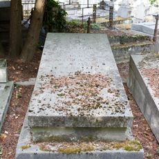 Grave of Unidentified 6