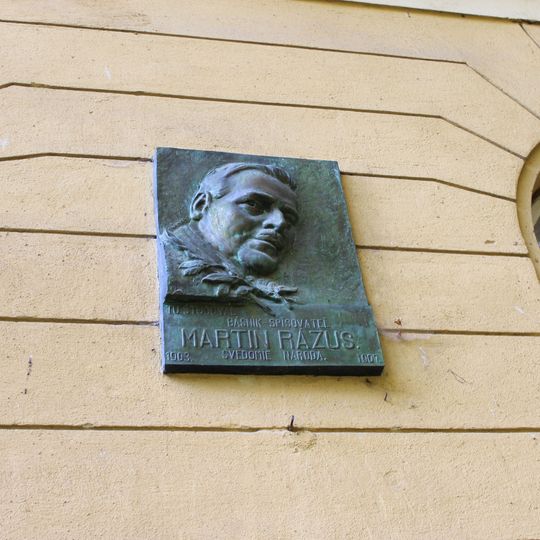 Hviezdoslavovo gymnázium, tabuľa pamätná