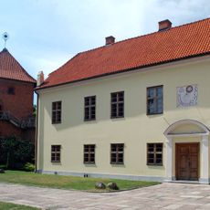 Tzw. kuria NMP, ob. budynek muzeum M. Kopernika (zach.)