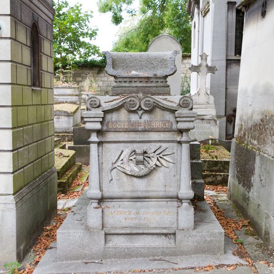 Grave of Bachrich