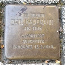 Stolperstein en memoria de Emil Kaufmann