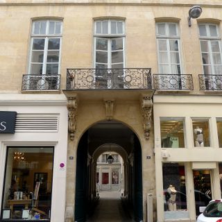 25-27 rue Danielle-Casanova, Paris