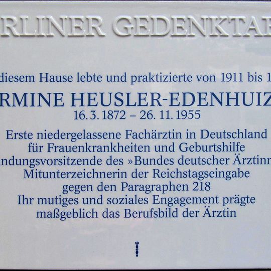 Commemorative plaque to Hermine Heusler-Edenhuizen
