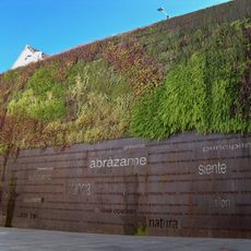 Jardin Vertical en la Plaza del Pericón