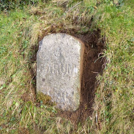Milestone, Loxhore Cott, S of village triangle