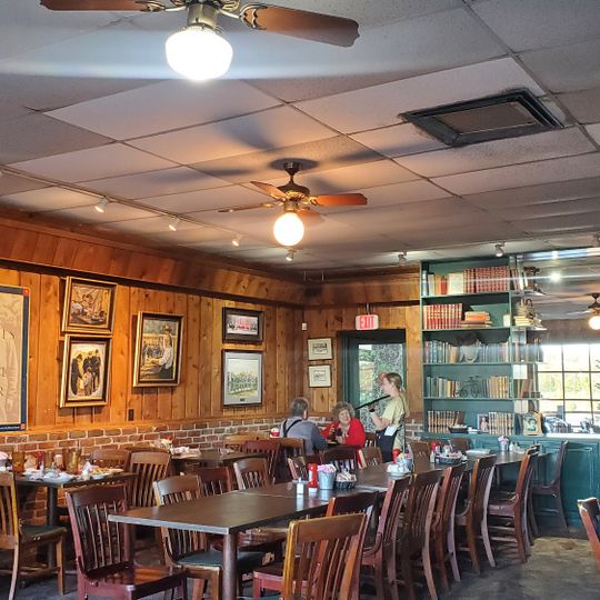 Hagy's Catfish Hotel Restaurant