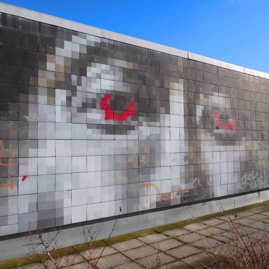 Mural at Háje pedestrian zone