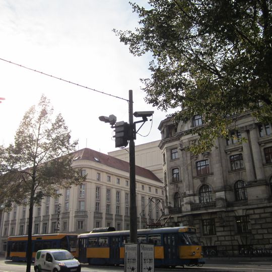 Mast mit Überwachungskamera Dittrichring