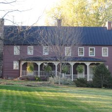Crumley-Lynn-Lodge House