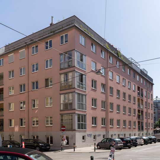 Wohnhausanlage Rollingergasse 6-8