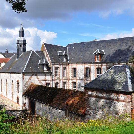 Chapelle Saint-Simon-et-Saint-Jude de l'hôpital des Orphelins de Montreuil