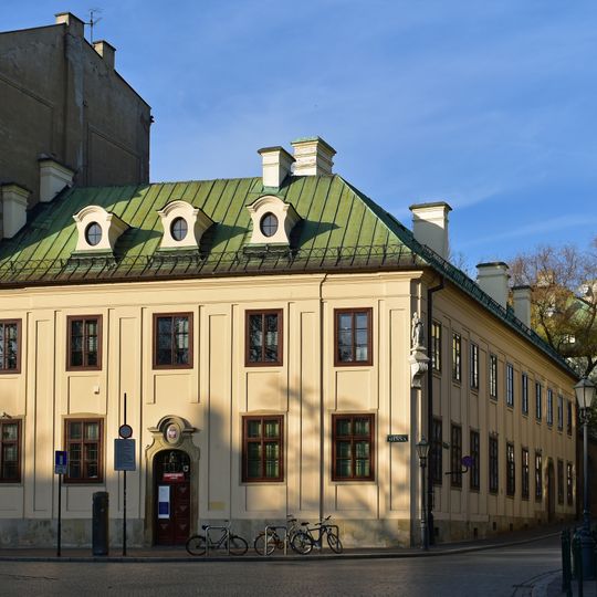 16 Sienna Street in Kraków