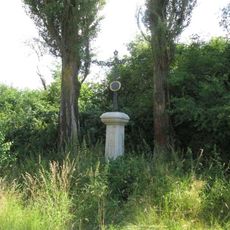 Kříž západně od Třebčic