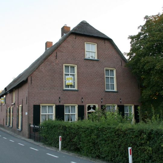 Provincialeweg Noord 22, Almkerk