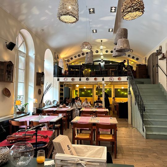 Pörc & Prézli Étterem