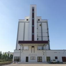 Chillarón Silo Climbing Center