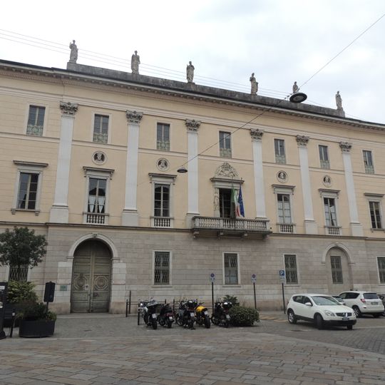 Palazzo Ala Ponzone
