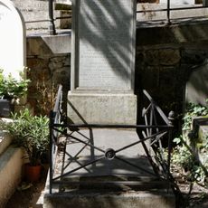 Grave of Avenel
