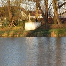 Hráz Královského rybníka