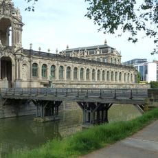Wallgrabenbrücke