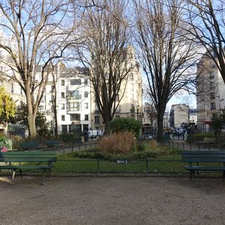 Square Saint-Bernard