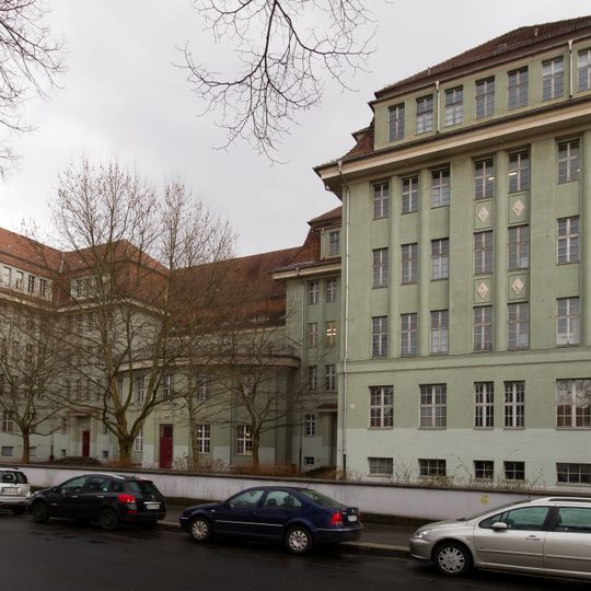 Hans-Erlwein-Gymnasium