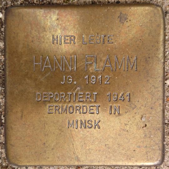 Stolperstein en memoria de Hanni Flamm