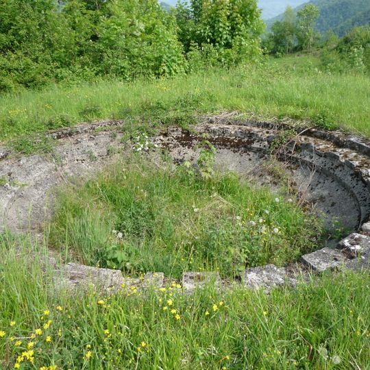 Socle de pièce d'artillerie.