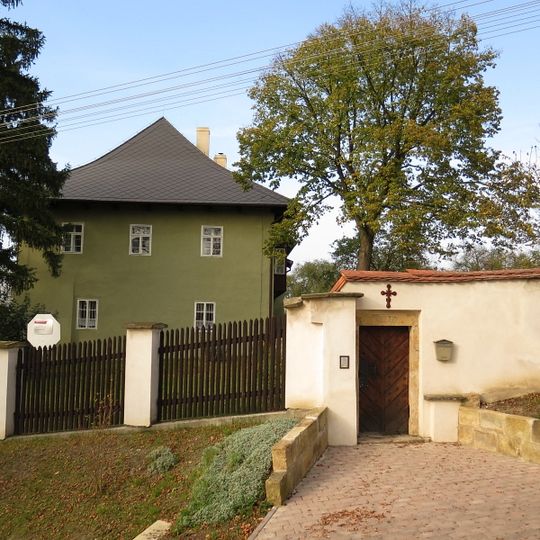 Rectory in Činěves