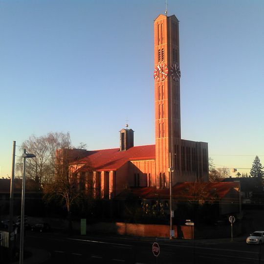 Neue katholische Pfarrkirche Maria-Hilf