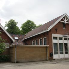 Conciërgewoning annex gymnastieklokaal