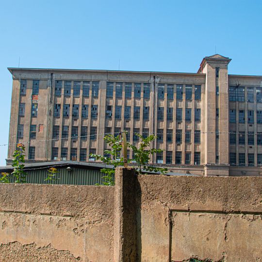 Textilka in Červený Kostelec