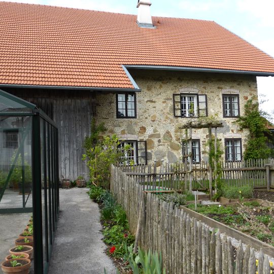 Bauernhof , Grabengut