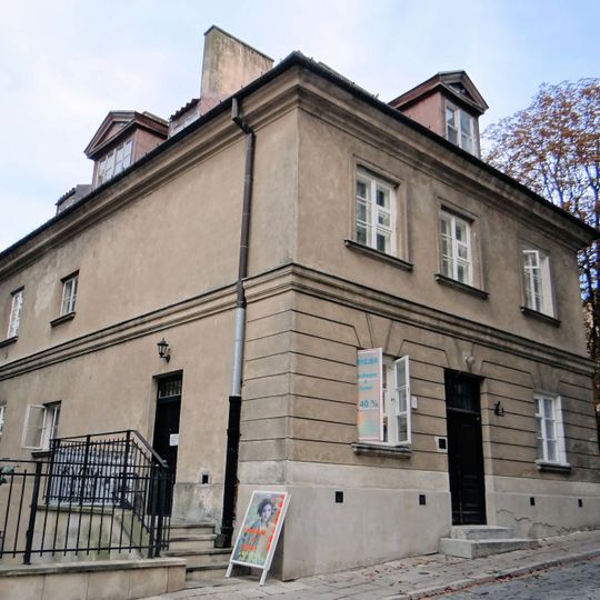 20, Brzozowa Street in Warsaw